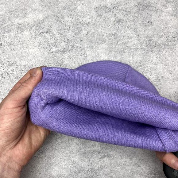 Y2k 2000s dark purple and lavender star beanie - Picture 5 of 7